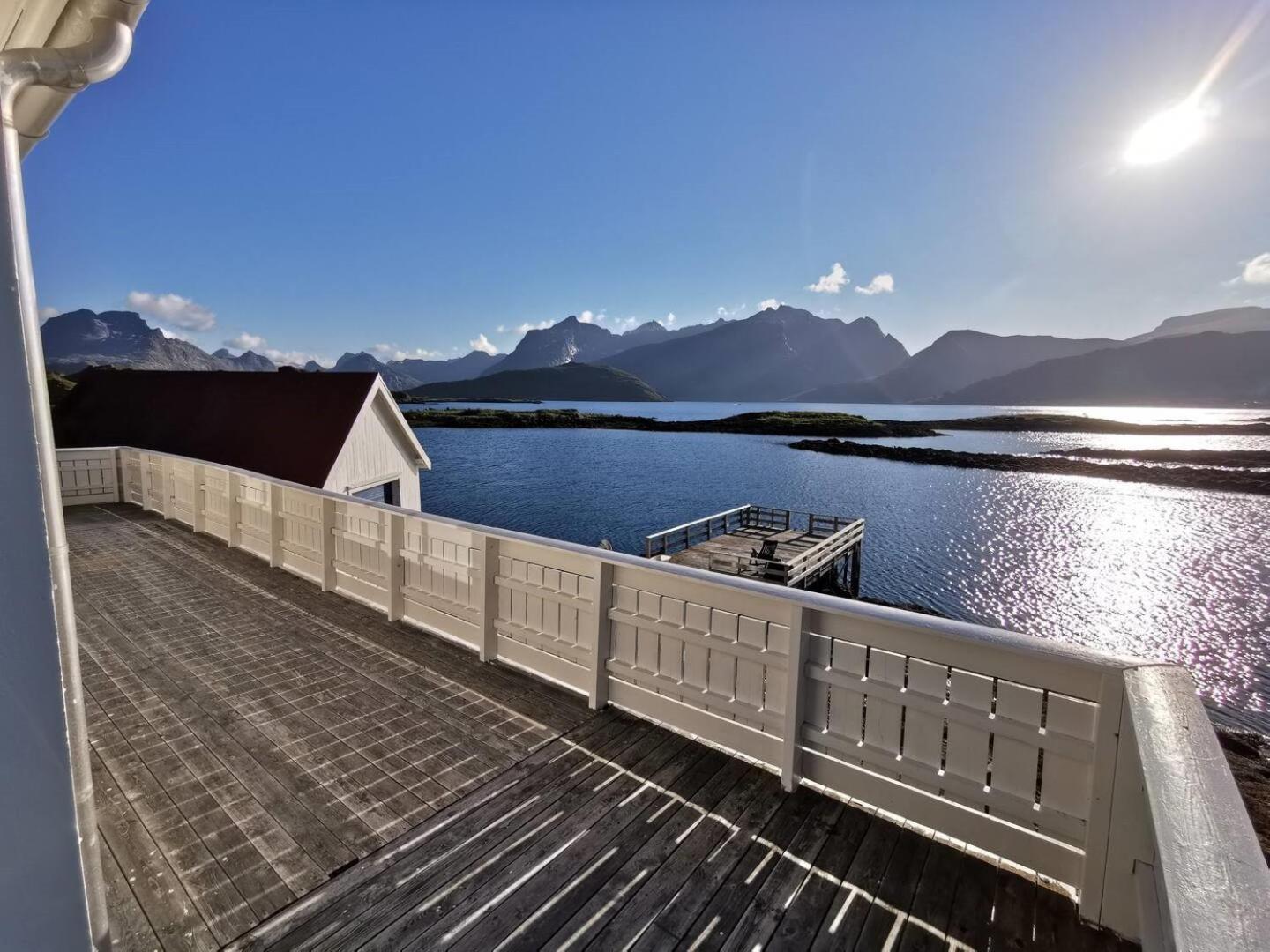 Vakantiehuis Panoramic Seaview House By The Sea *