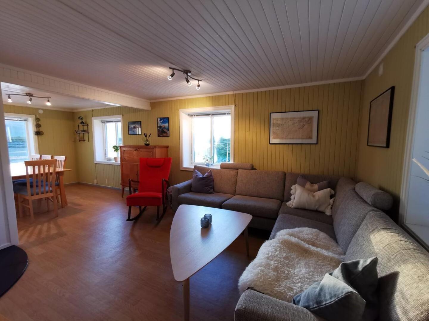 Panoramic Seaview House By The Sea Holiday home *