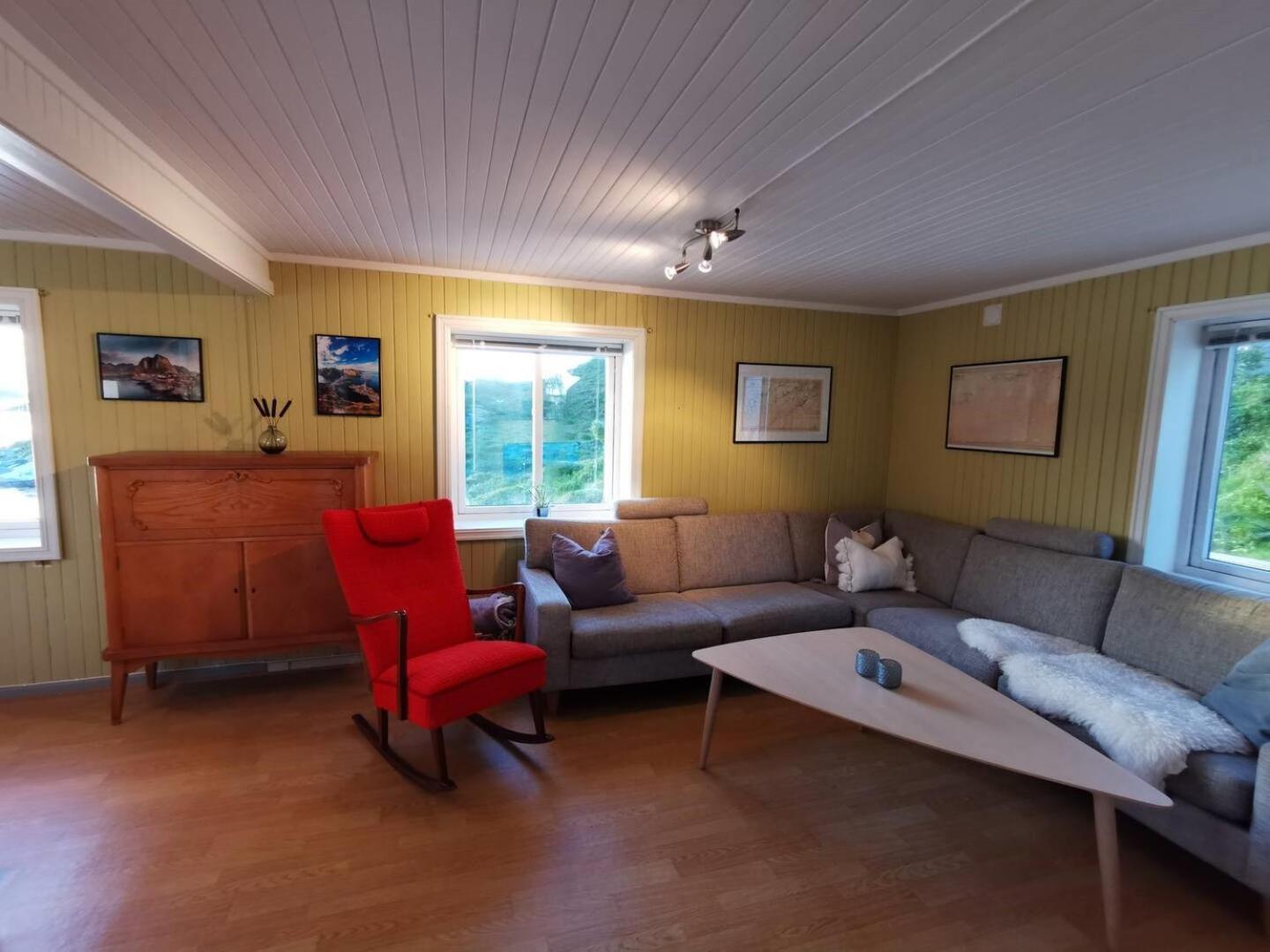 Panoramic Seaview House By The Sea Holiday home Hovdan