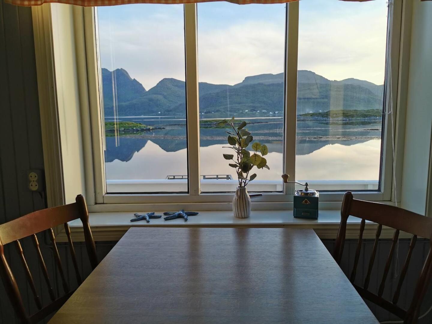 Panoramic Seaview House By The Sea * Hovdan
